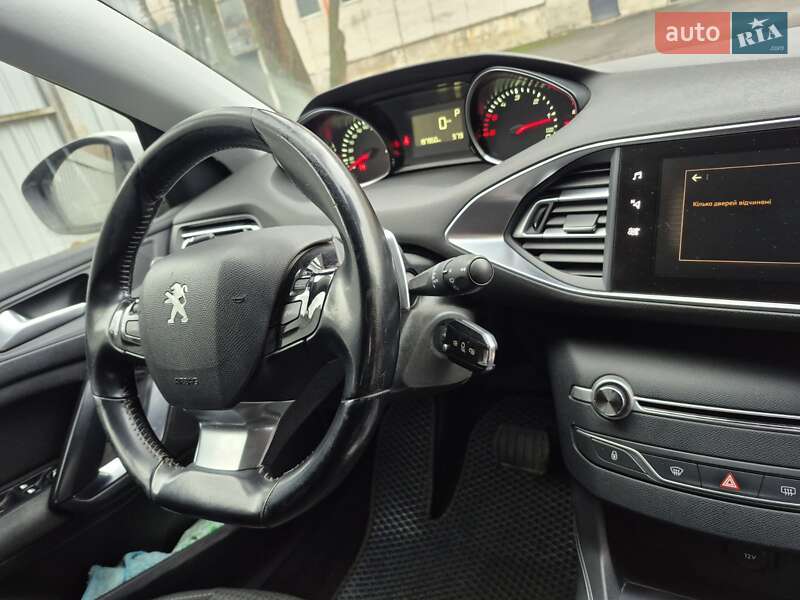 Универсал Peugeot 308 2018 в Луцке