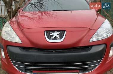 Хэтчбек Peugeot 308 2008 в Николаеве