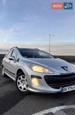 Универсал Peugeot 308 2009 в Ровно