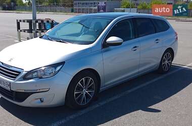 Универсал Peugeot 308 2014 в Коцюбинском