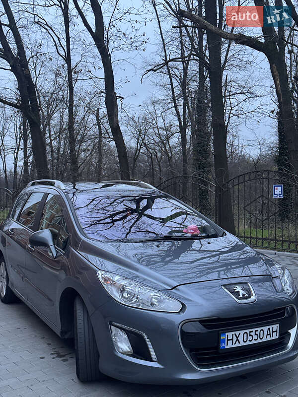 Peugeot 308 2011 Peugeot 308 2011