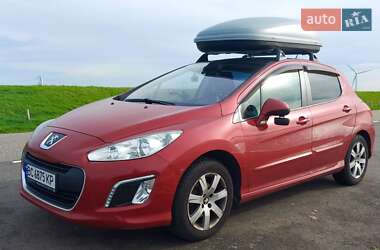 Хэтчбек Peugeot 308 2012 в Львове