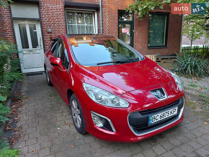 Хетчбек Peugeot 308 2012 в Львові