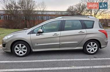 Универсал Peugeot 308 2013 в Черновцах