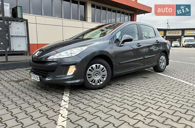 Хэтчбек Peugeot 308 2010 в Хмельницком