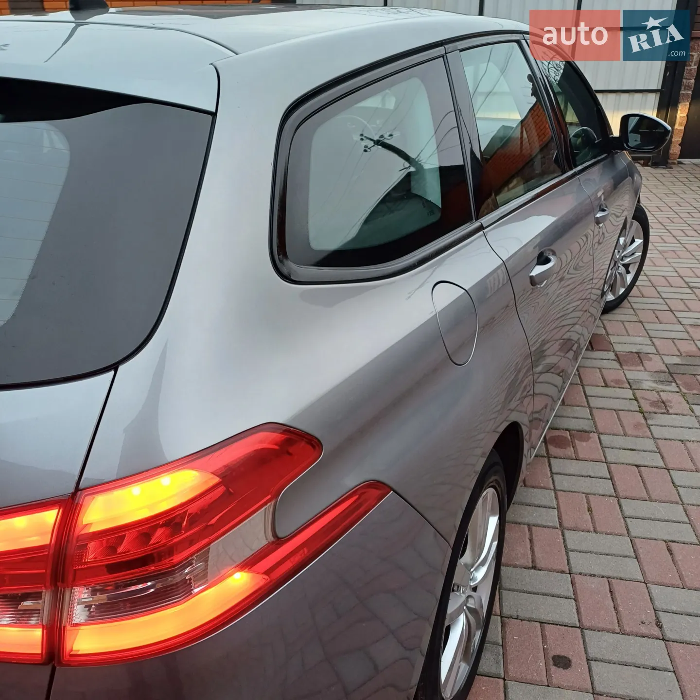 Peugeot 308 2016 VIN VF3LCBHZWGS240208 фото оголошення 16 з 52