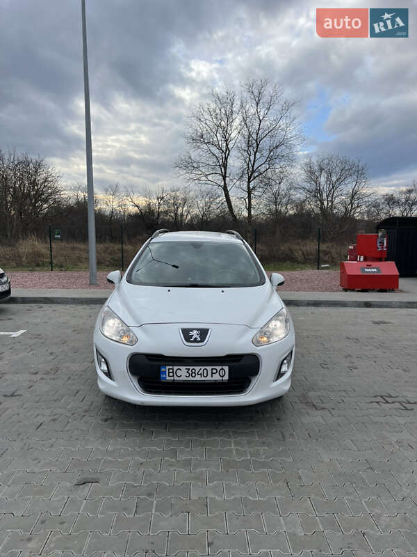 Універсал Peugeot 308 2012 в Стрию