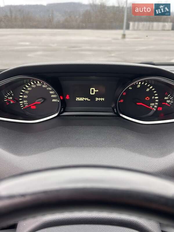 Універсал Peugeot 308 2014 в Чернівцях