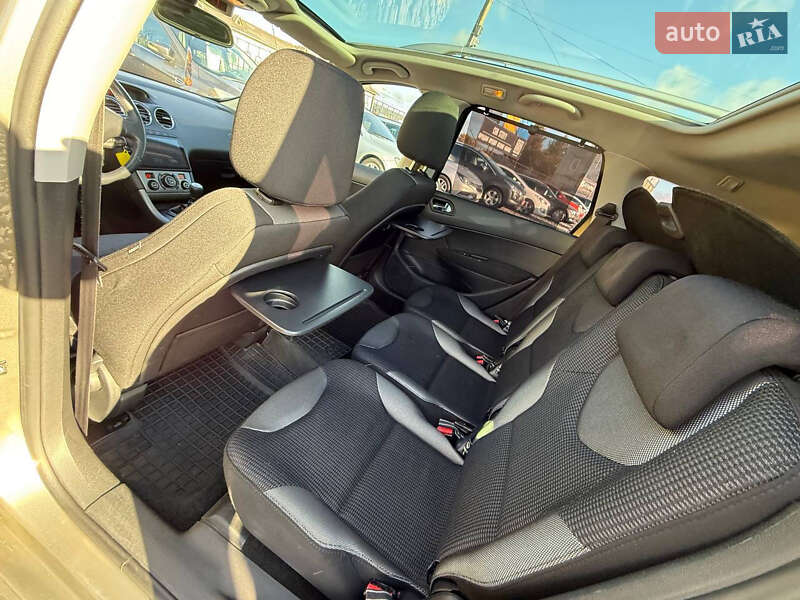 Универсал Peugeot 308 2012 в Стрые