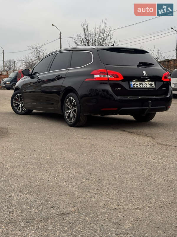 Універсал Peugeot 308 2015 в Миколаєві