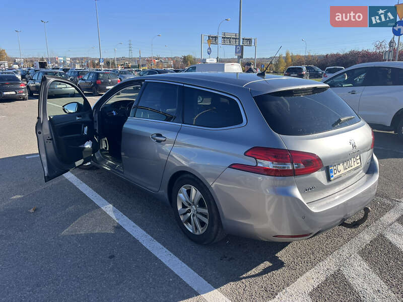 Універсал Peugeot 308 2015 в Львові