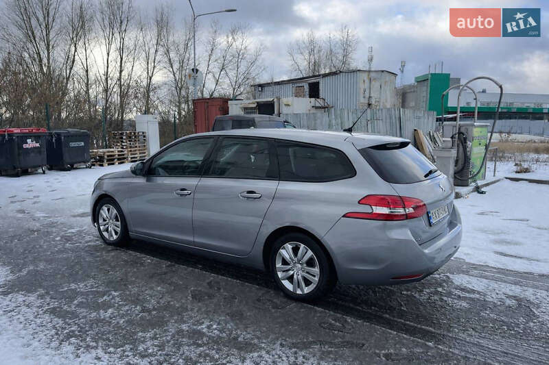 Универсал Peugeot 308 2015 в Киеве
