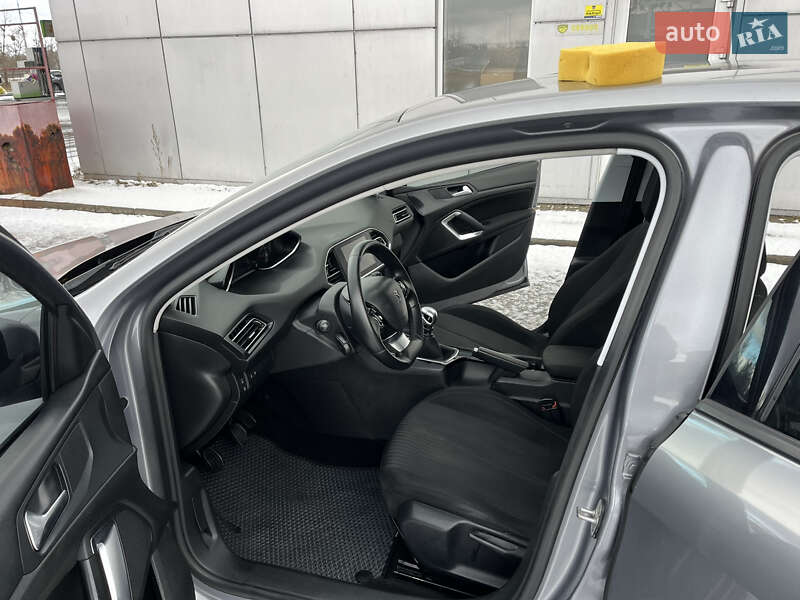 Универсал Peugeot 308 2015 в Киеве