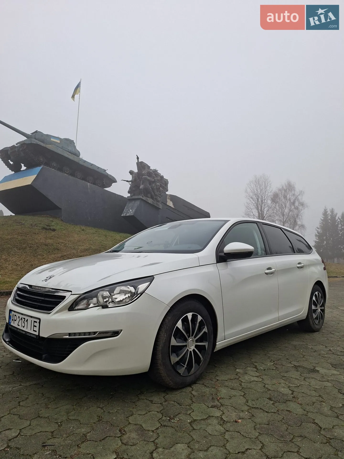 2015 Peugeot 308 - мініатюра 18