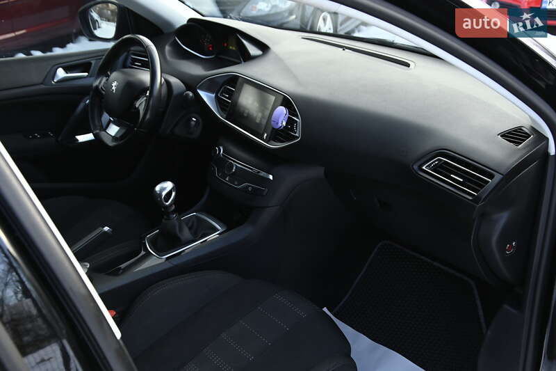 Универсал Peugeot 308 2015 в Бердичеве