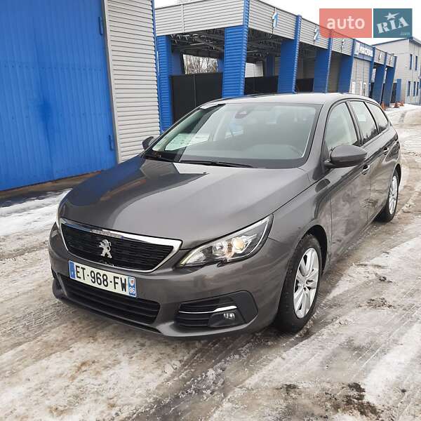 Универсал Peugeot 308 2017 в Полтаве