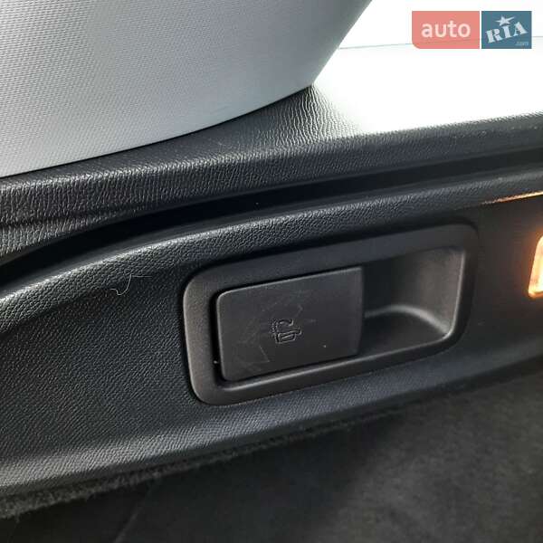 Универсал Peugeot 308 2017 в Полтаве