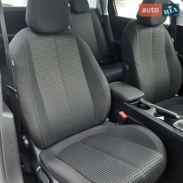 Универсал Peugeot 308 2017 в Полтаве