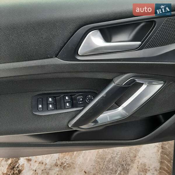 Универсал Peugeot 308 2017 в Полтаве