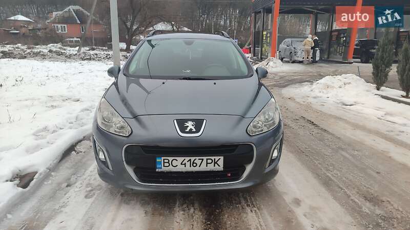Peugeot 308 2011