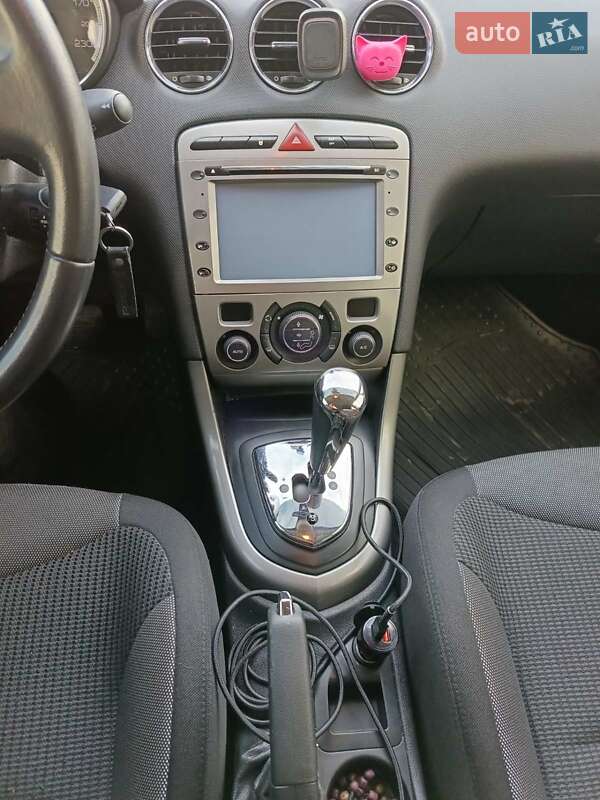 Хэтчбек Peugeot 308 2012 в Львове