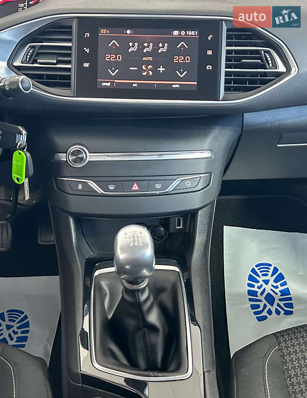 Универсал Peugeot 308 2019 в Львове фото 18 Универсал Peugeot 308 2019 в Львове