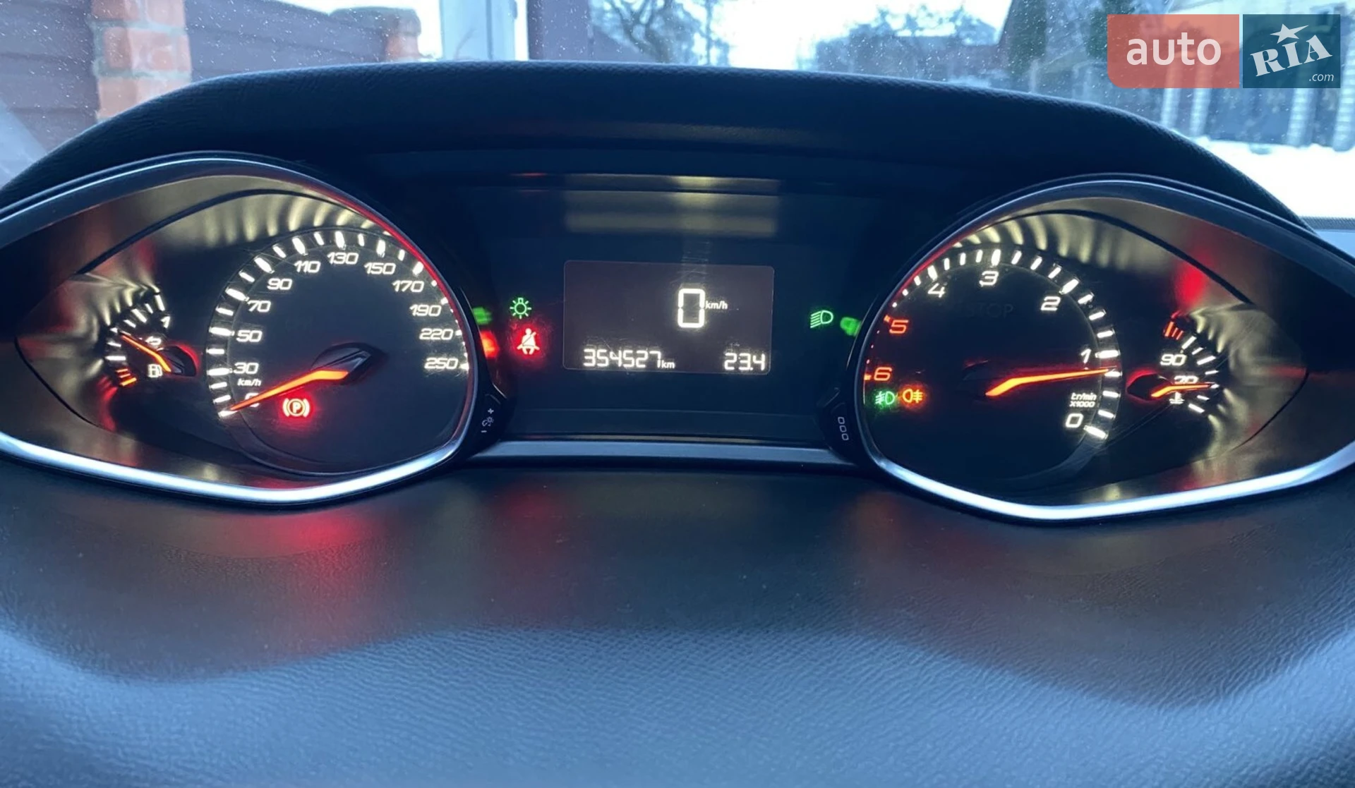 2015 Peugeot 308 - мініатюра 10