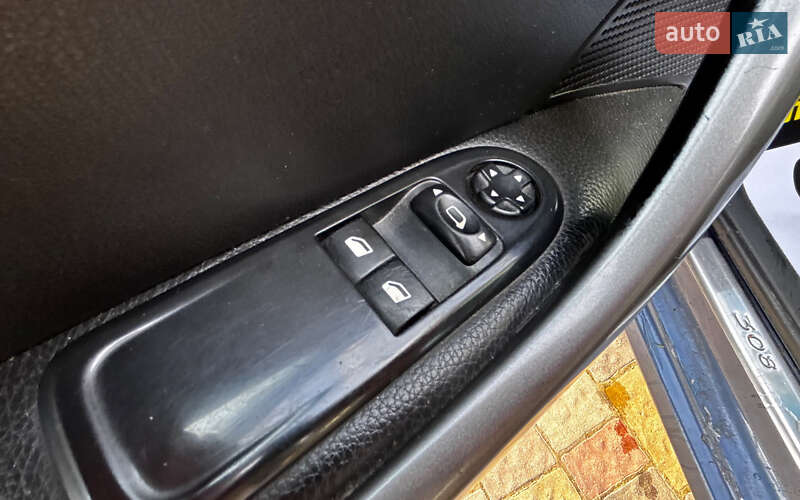 Хэтчбек Peugeot 308 2008 в Стрые фото 13 Хэтчбек Peugeot 308 2008 в Стрые