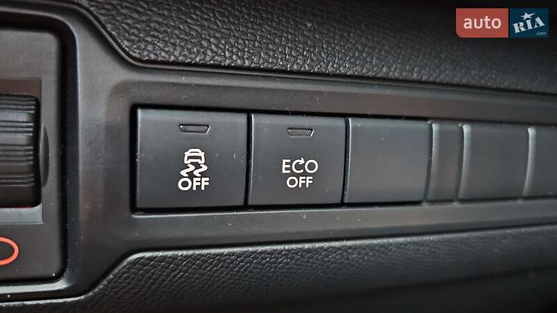 Универсал Peugeot 308 2015 в Ивано-Франковске