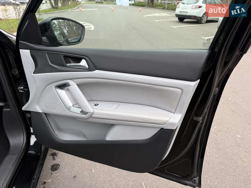 Универсал Peugeot 308 2014 в Черкассах