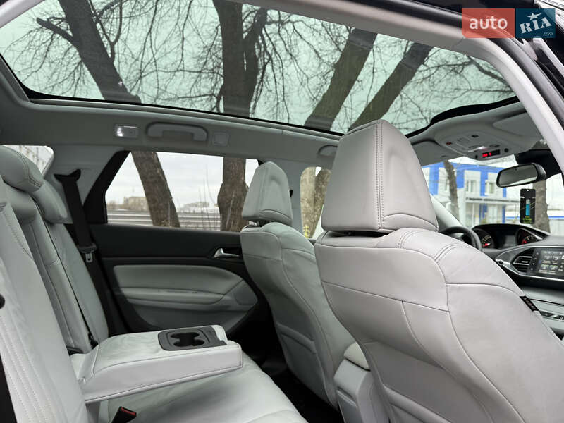 Универсал Peugeot 308 2014 в Черкассах