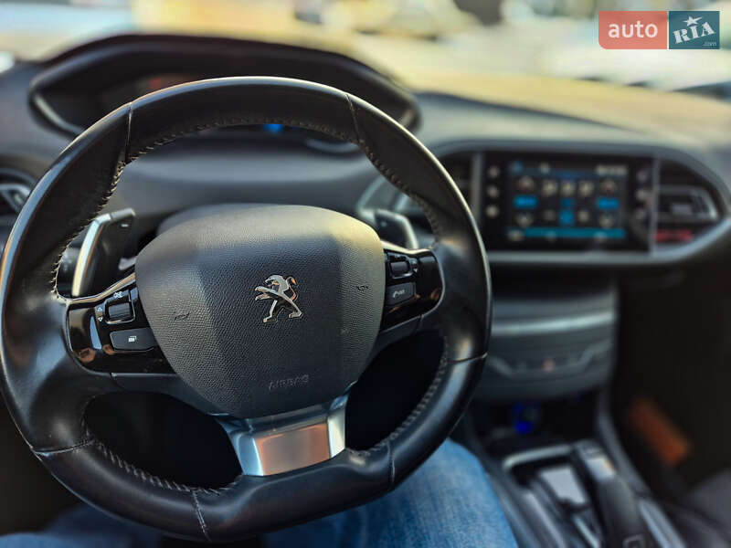 Хэтчбек Peugeot 308 2021 в Житомире фото 45 Хэтчбек Peugeot 308 2021 в Житомире