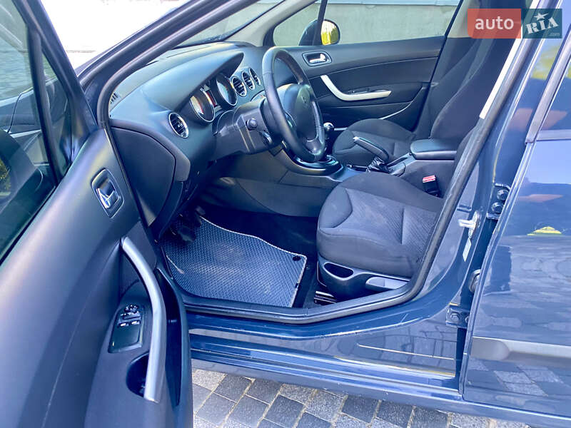 Универсал Peugeot 308 2009 в Днепре