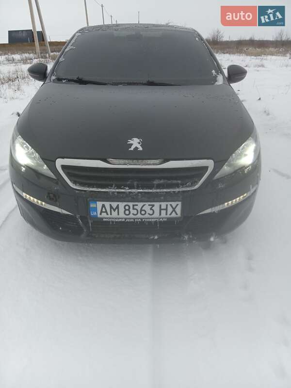 Peugeot 308 2015