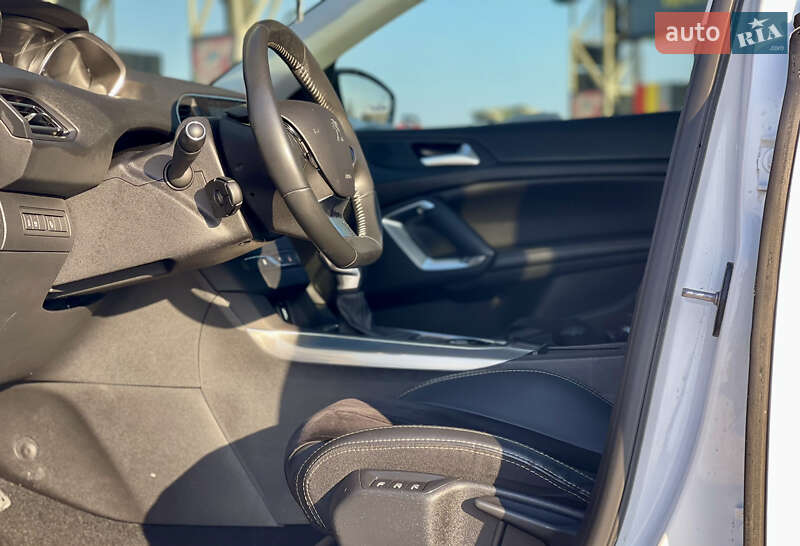 Универсал Peugeot 308 2014 в Дубно