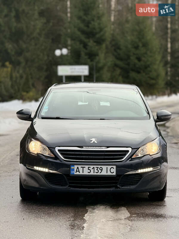 Универсал Peugeot 308 2016 в Ивано-Франковске
