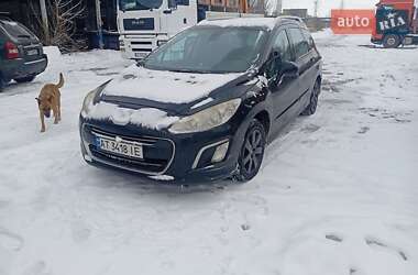 Универсал Peugeot 308 2011 в Галиче