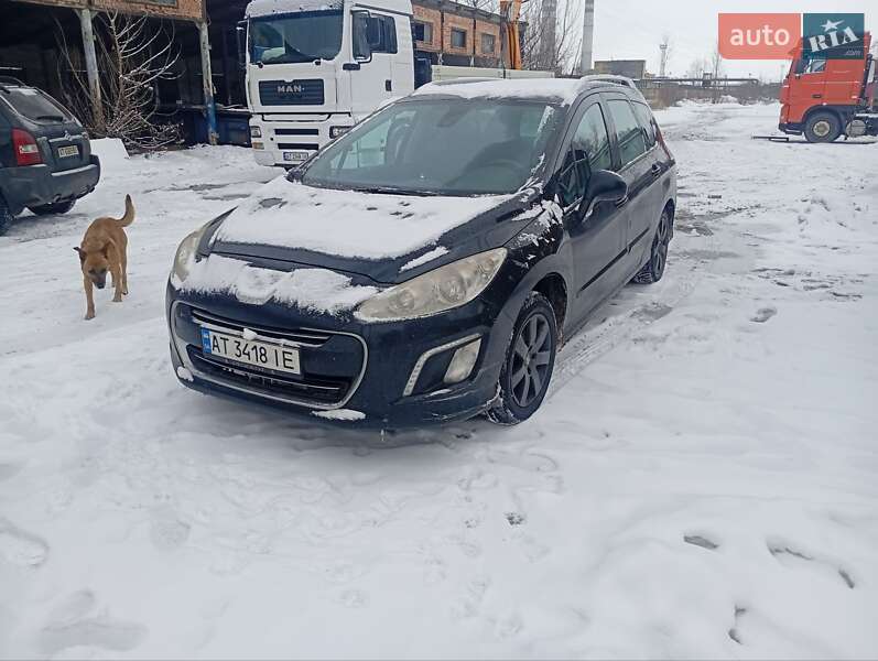 Peugeot 308 2011