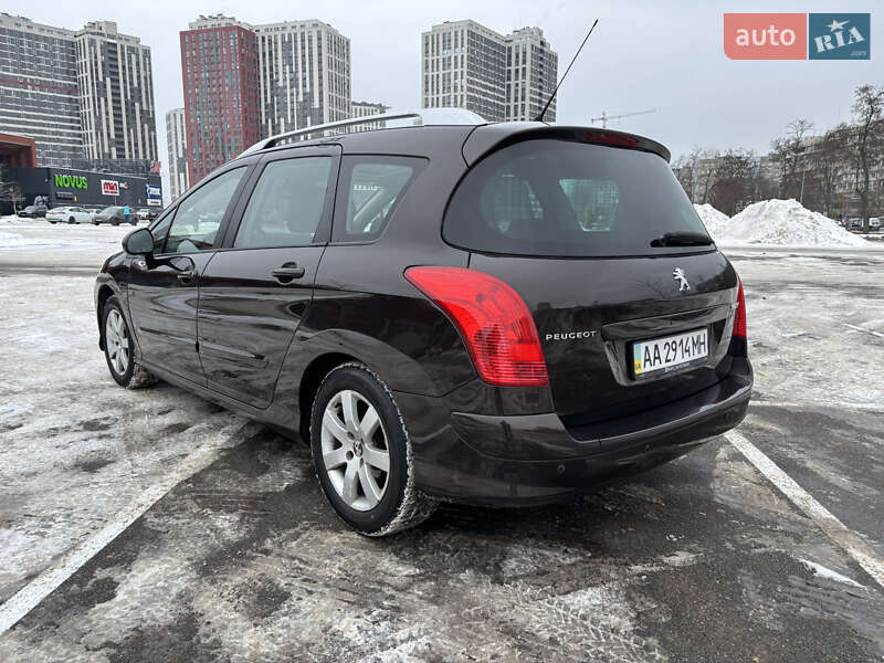 Универсал Peugeot 308 2012 в Киеве