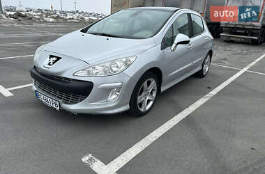 Хетчбек Peugeot 308 2008 в Львові