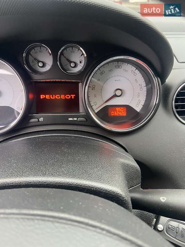 Кабриолет Peugeot 308 2014 в Днепре