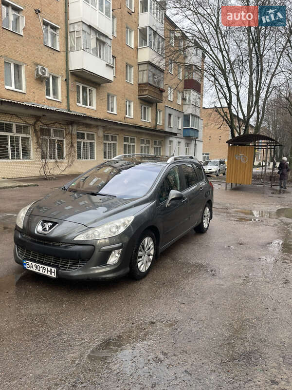 Универсал Peugeot 308 2011 в Кропивницком