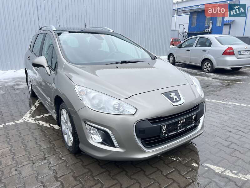 Универсал Peugeot 308 2013 в Хмельницком