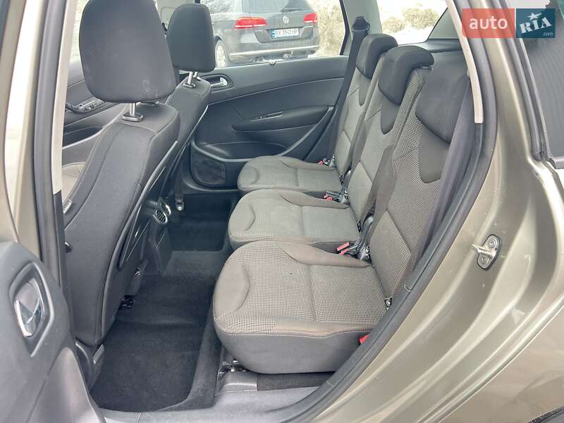 Универсал Peugeot 308 2013 в Хмельницком