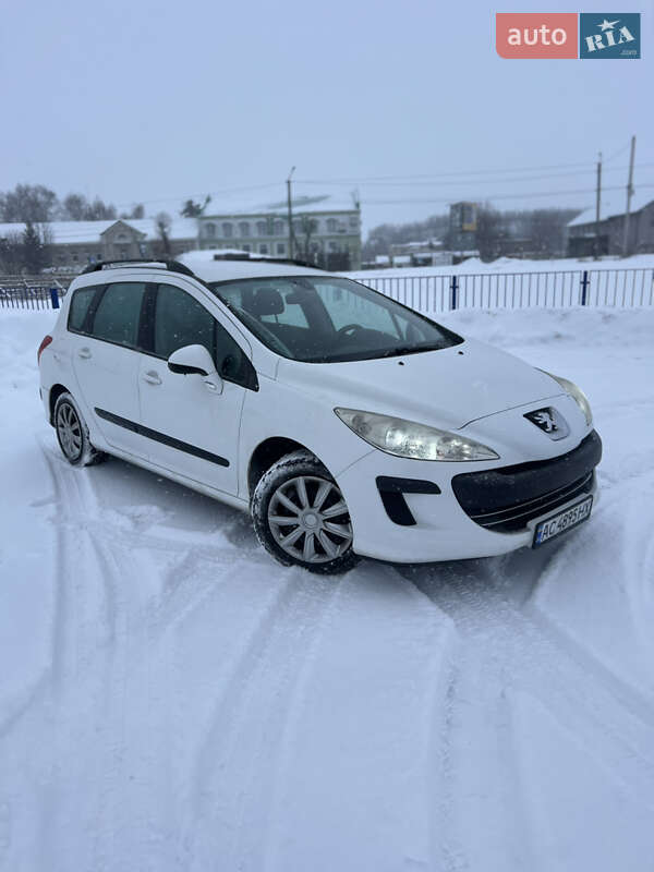Универсал Peugeot 308 2009 в Нововолынске