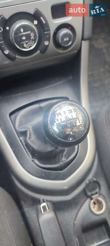 Хетчбек Peugeot 308 2012 в Києві