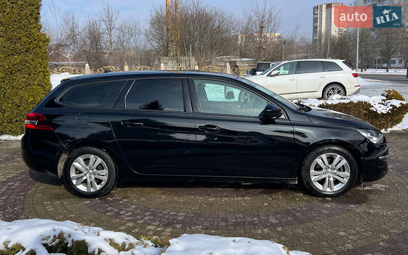 Универсал Peugeot 308 2016 в Львове