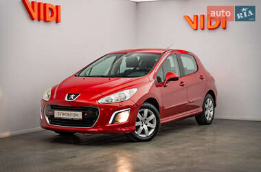 Хэтчбек Peugeot 308 2011 в Киеве