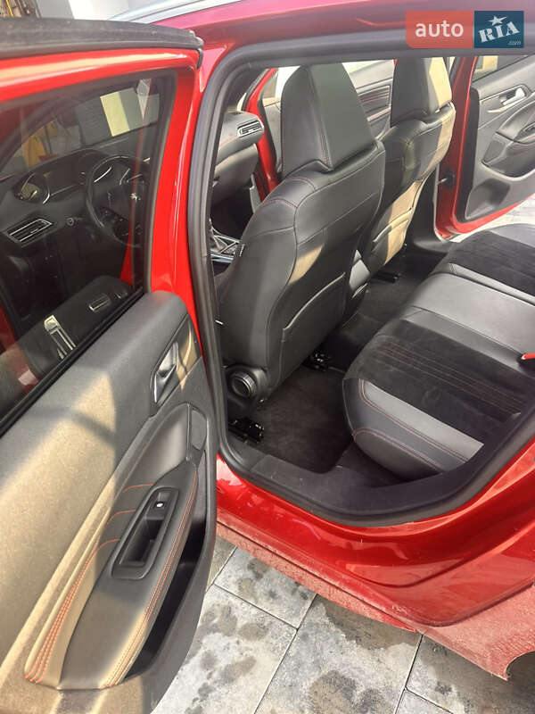 Универсал Peugeot 308 2015 в Львове