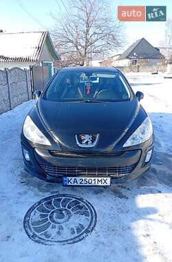 Хэтчбек Peugeot 308 2008 в Переяславе